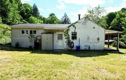 854 Bocktown Rd, Crescent, PA 15046