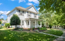17514 Harbor Walk Drive, Cornelius, NC 28031