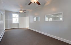 7 Elm St, Townsend, MA 01469