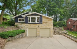 6710 Dellrose Ct, Greendale, WI 53129