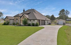 149 Deats Farm Court, Azle, TX 76020