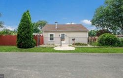 315 LEEDOM AVE, BRISTOL, PA 19007