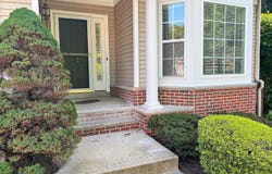 1 Cambridge Court, Eatontown, NJ 07724