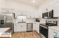2412 E Jetty Pl, Sioux Falls, SD 57108