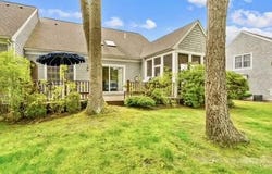 3 Mayfair Court, Mashpee, MA 02649