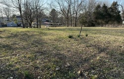 114-116 Powell Street, Bradford, TN 38316