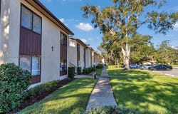 737 Midway Dr, Ocala, FL 34472