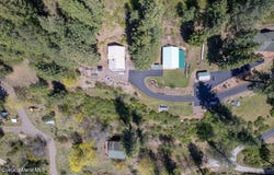 120 Alpine Ln, Hope, ID 83836