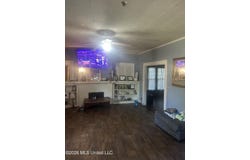 299 W Shaw Avenue, Drew, MS 38737