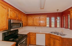 243 Melanie, Kingsville, TX 78363