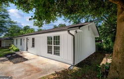 5032 Florence, Oakwood, GA 30566