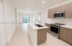 4636 NW 84th Ave, Doral, FL 33166