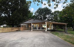 1108 Maple LN, Stigler, OK 74462