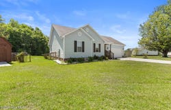402 Kant Place, Jacksonville, NC 28540