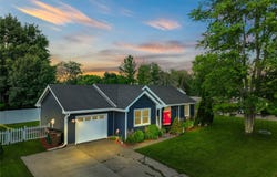 108 10th Street SE, Bondurant, IA 50035