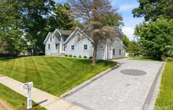 6 Whitewood Road, Edison, NJ 08820