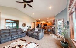 217 4th St SE, Wessington Springs, SD 57382