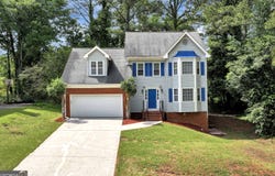 2875 Riverbend, Snellville, GA 30078