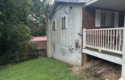 812 W Ridgecrest Drive, Kingston, TN 37763