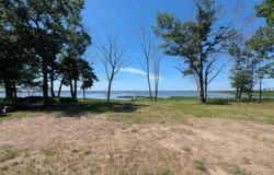 2740 Booth Road, Au Gres, MI 48703