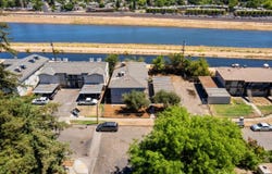 5 E Saginaw Way, Fresno, CA 93704