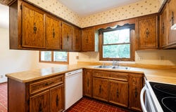 821 Buckingham Cir, Hartland, WI 53029