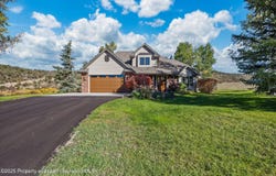 264 S Oak Way, Glenwood Springs, CO 81601