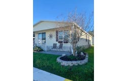 5812 Naples Dr, Zephyrhills, FL 33540