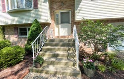 25 Cobblewood Drive, Mount Pocono, PA 18344