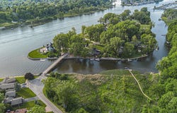1415 Blackhawk Trail, Benton Harbor, MI 49022