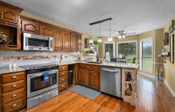 102 OTWELL Ln, Jasper, AL 35504