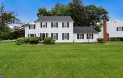 1301 MOON DR, YARDLEY, PA 19067