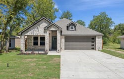 512 Frazier Street, Terrell, TX 75160