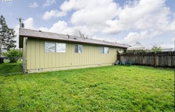 3542 3544 E St, Springfield, OR 97478