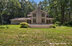 16945 Aliquot Drive, West Olive, MI 49460