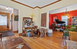 1701 E Lafayette Pl, Milwaukee, WI 53202