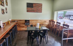 111 E Robinson Street, Knoxville, IA 50138