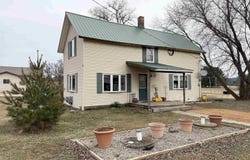 8454 COUNTY ROAD V, Marshfield, WI 54449