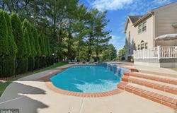 2 STONEY END ROAD, BROOMALL, PA 19008