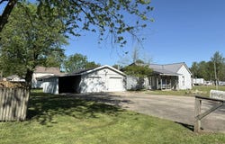 110 S Walnut, Houstonia, MO 65333