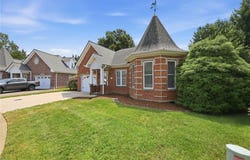 516 Leston Gilbert Drive, Kernersville, NC 27284