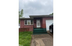 808 N 9Th Street, Burlington, IA 52601