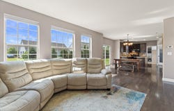 7989 S River Ct, Franklin, WI 53132