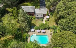 30 Stone Ridge Drive, East Greenwich, RI 02818