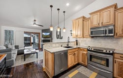 504 RAVENWOOD Circle unit: B2, Grand Lake, CO 80447
