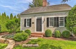 51 Shattuck Place, Chatham, MA 02633
