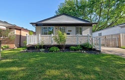 19526 Broadacres Street, Clinton Twp, MI 48035