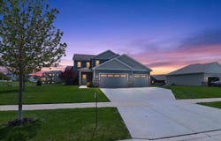 4416 Eagle Ridge Lane, Windsor, WI 53598