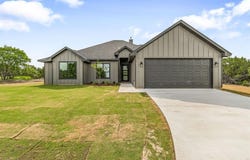 285 Lake Ridge Court, Bluff Dale, TX 76433