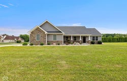 572 S Golf Boulevard, Crawfordsville, IN 47933